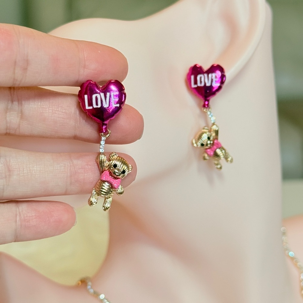 ⚜️Cute  Earrings with Teddy Bear Charm - Picture 7 of 8